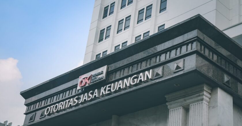 OJK Perintahkan Bank Blokir Ribuan Rekening Judi Online, LPPI: Bank Minta Prosedur Jelas Untuk Pelaksanaannya