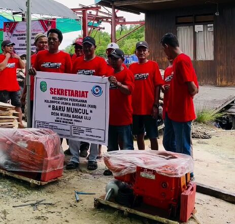 DKP Kukar Salurkan Bantuan untuk Nelayan Muara Badak dan Anggana