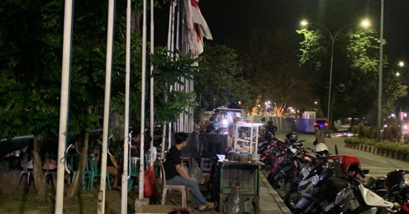 Teras Samarinda di Depan Mata, Nasib Kuliner Malam Tepian Mahakam Kini Menjadi Tanda Tanya