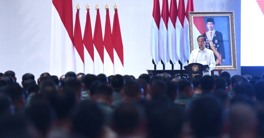 Presiden Jokowi: TNI-Polri Harus Menjadi Pilar Stabilitas Nasional di Tengah Ketidakpastian Global