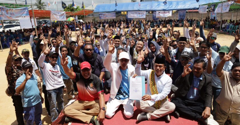 Kampanye Di Kecamatan Muara Jawa, Pasangan DEAL Siap Benahi Kukar Bersama Masyarakat