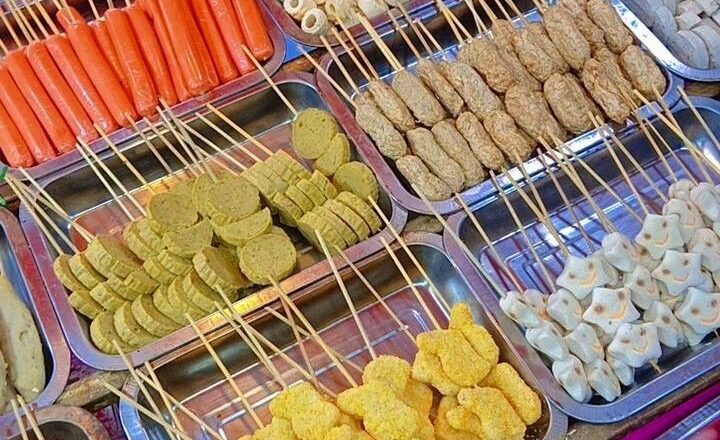 Iqbal Burger : Street Food Praktis dan Terjangkau yang Populer di Tenggarong