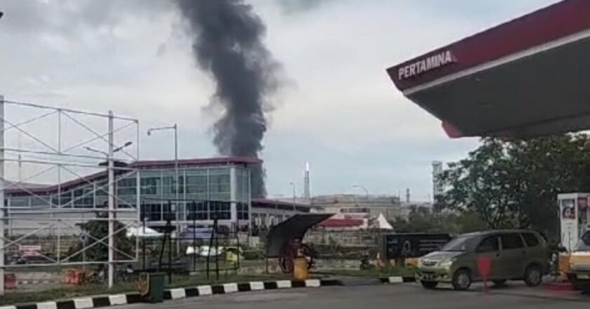 Kilang Minyak Balikpapan Terbakar, Pertamina Pastikan Operasional Normal