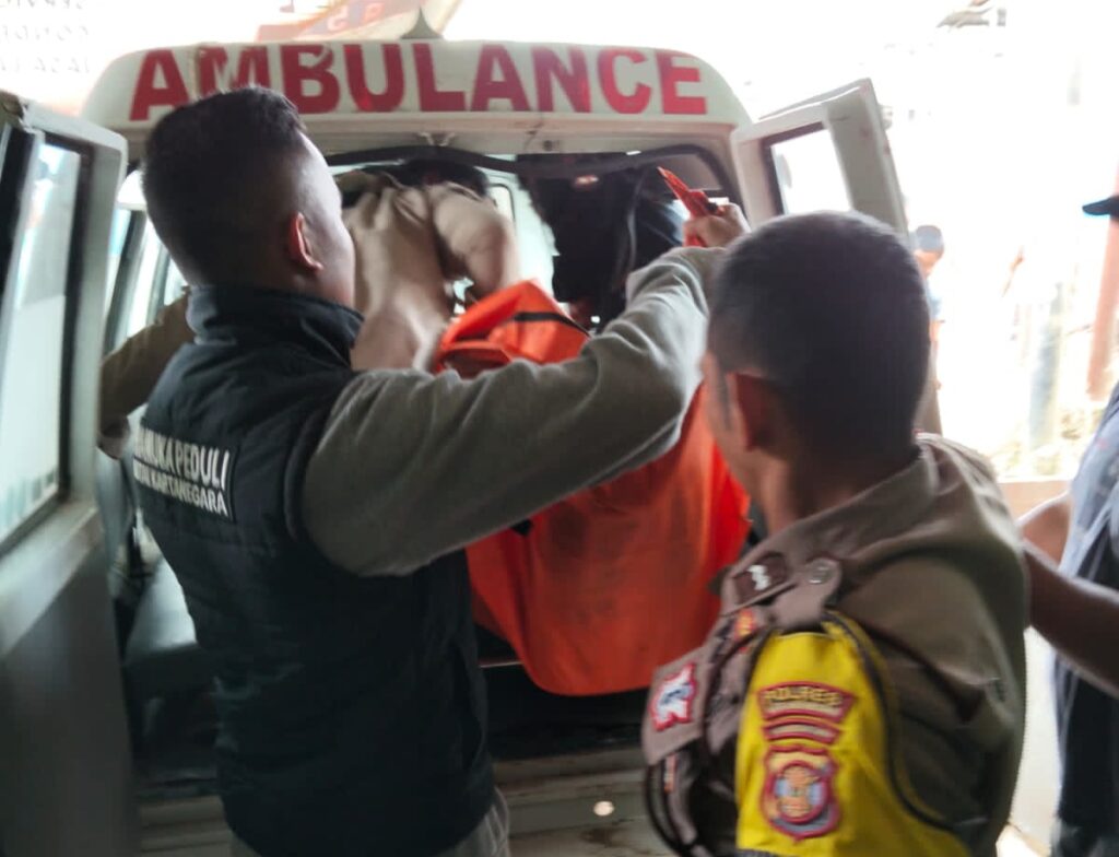 Seorang Pemuda Ditemukan Meninggal di Kamar Mandi Bengkel Las Loa Janan
