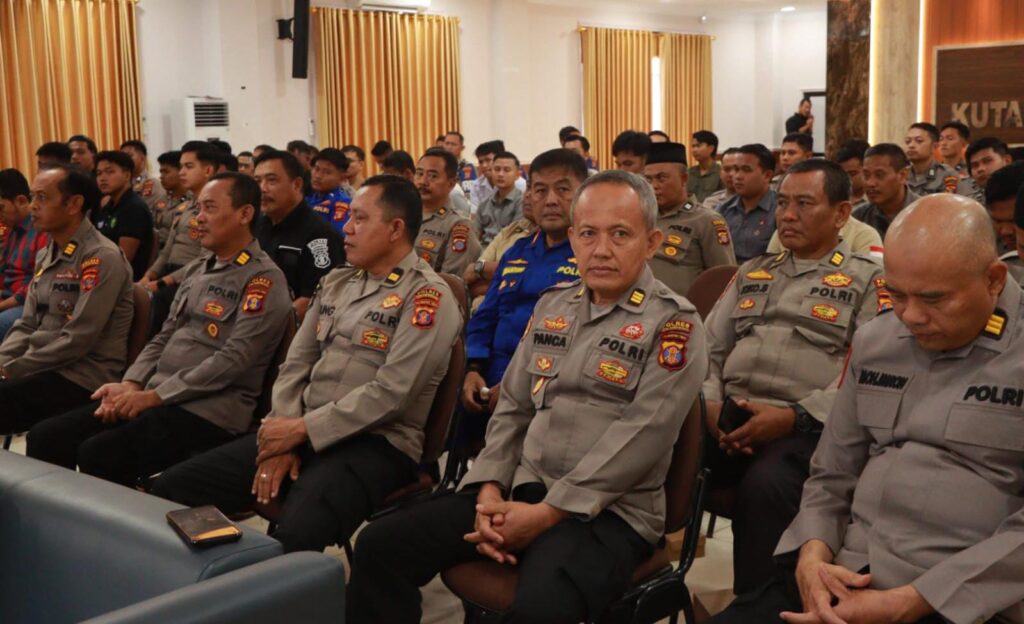 Lapor Tanpa Ragu, Polres Kukar Kenalkan Whistle Blowing System ke Personel