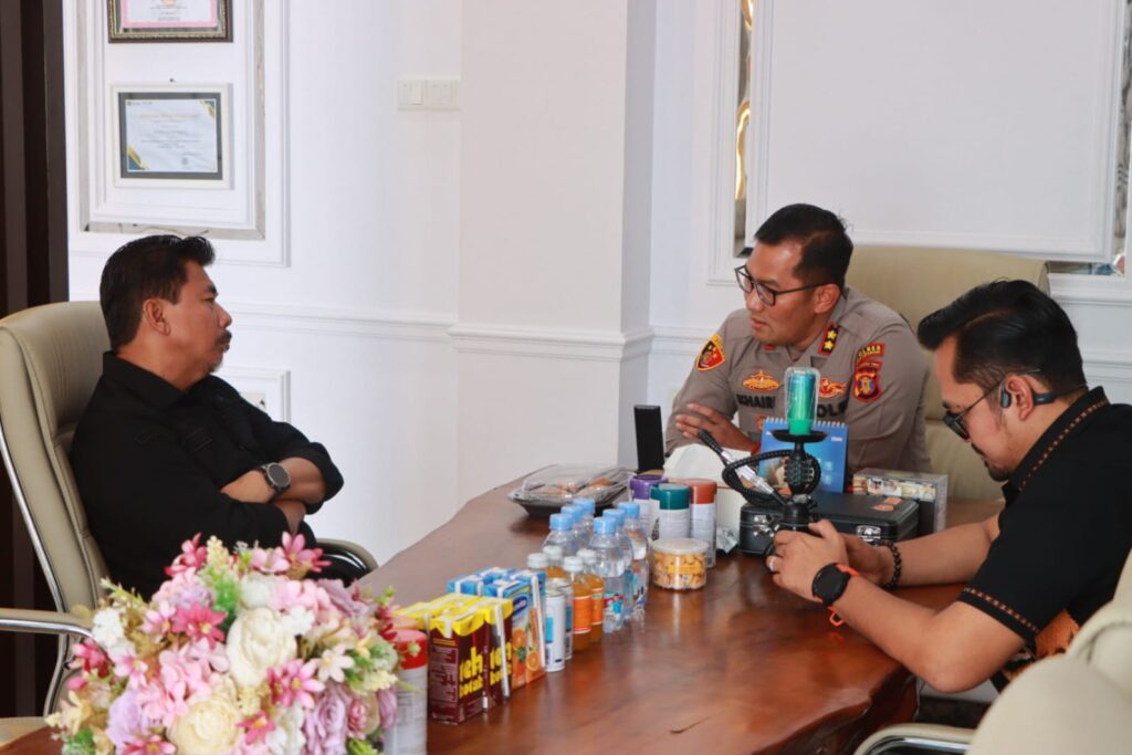 Sekda Kukar Kunjungi Kapolres, Perkuat Sinergi Pemerintah dan Kepolisian