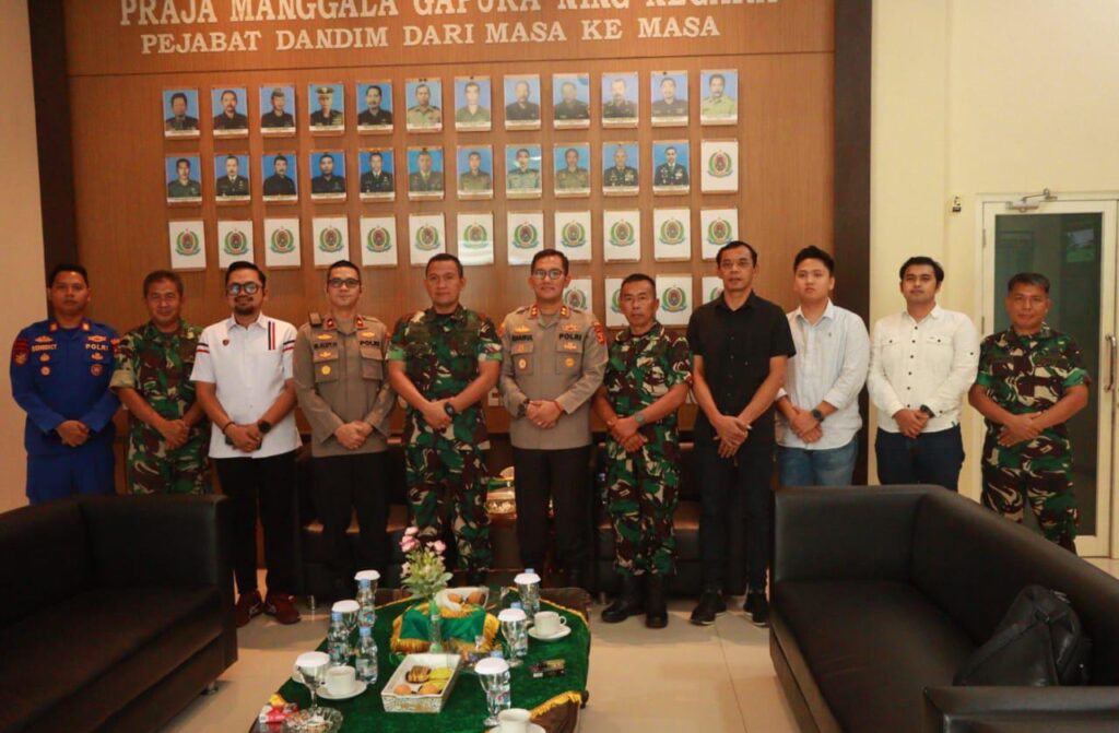 Kapolres Kukar Silaturahmi ke Dandim 0906/KKR, Perkuat Sinergi TNI–Polri