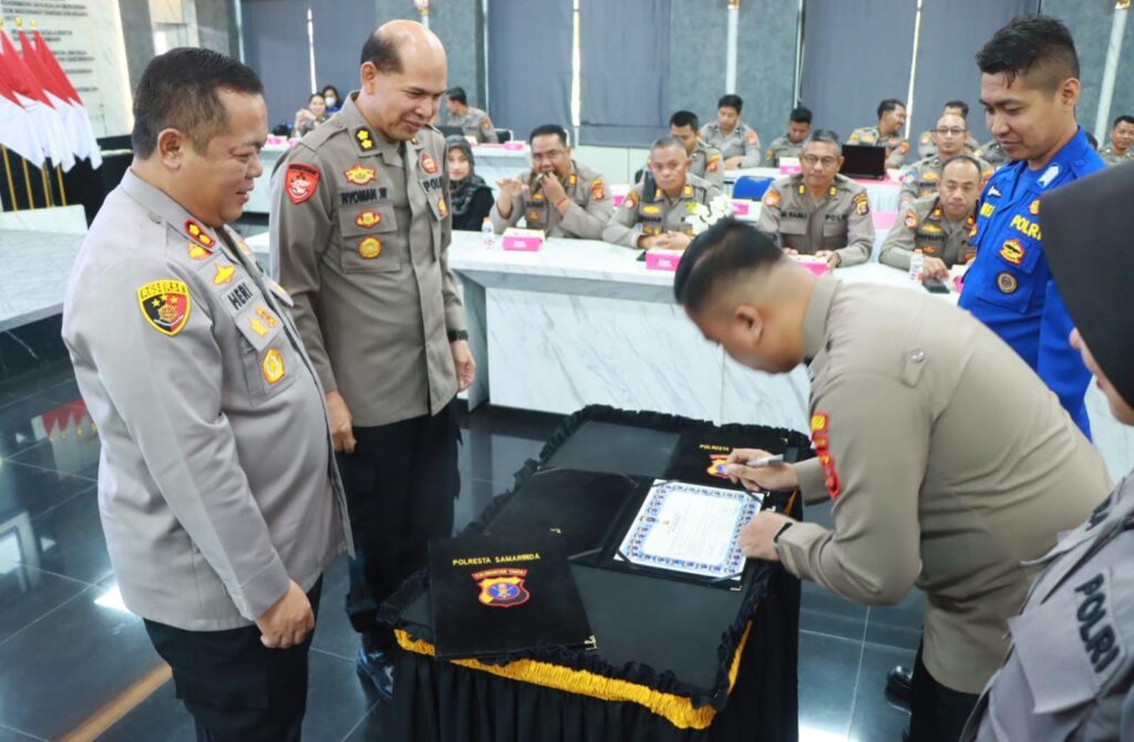 Perkuat Integritas Digital, Polresta Samarinda Teken Pakta Integritas Admin dan Operator