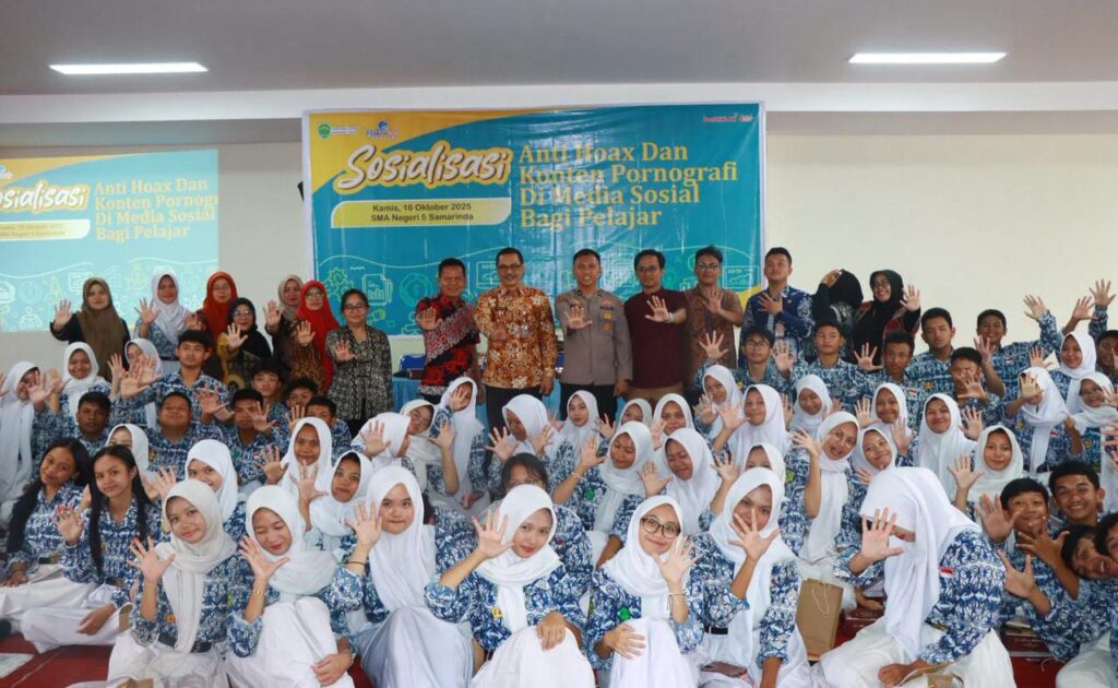 Polresta Samarinda Bekali Siswa SMAN 5 Literasi Digital, Ajak Lawan Hoaks dan Pornografi