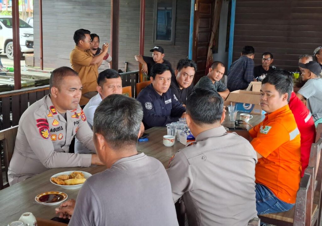 Insiden Tongkang di Sungai Mahakam, Polsek Loa Kulu Jembatani Warga dan Perusahaan