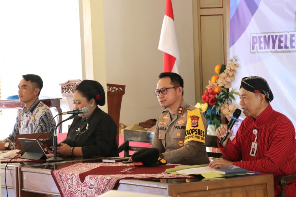 Kapolres Gunungkidul Ingatkan Lurah Hindari Pungli dan Pelanggaran Hukum dalam Pembinaan Pemerintahan Kalurahan