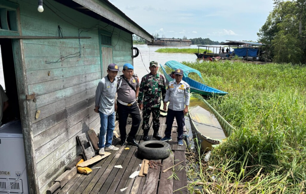 Tug Boat Tabrak Empat Keramba, Polsek Muara Muntai Lakukan Penyelidikan