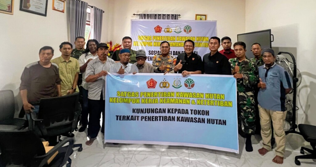 Satgas PKH Turun ke Desa, Warga Sungai Payang Diajak Dialog dan Diberi Bantuan