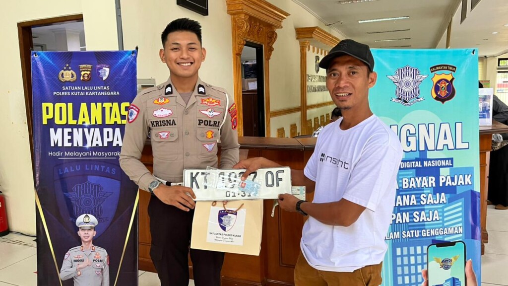 Polantas Menyapa, Satlantas Kukar Permudah Warga Urus Dokumen Kendaraan